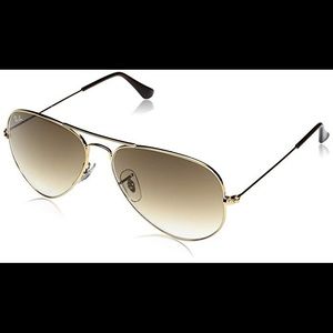 Ray-Ban Classic Aviators
